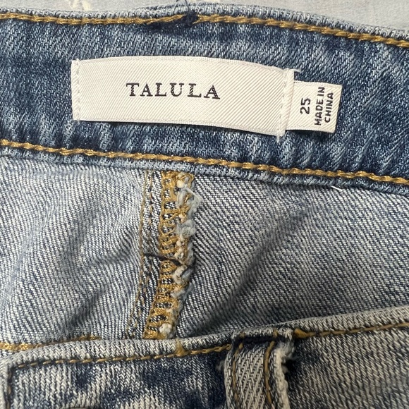 Talula cut off jean shorts - Picture 3 of 3